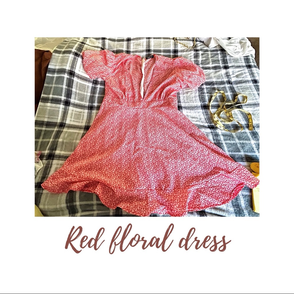 Vintage Red floral dress♥️🌹🎈